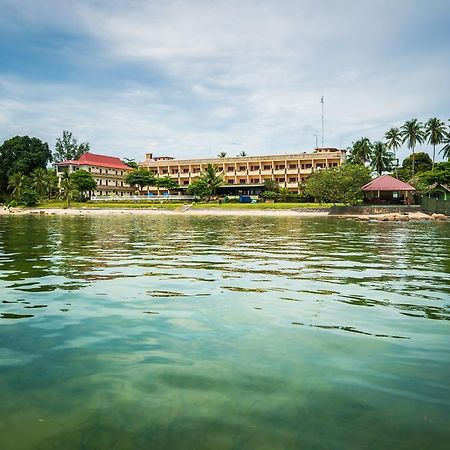 Bintan Agro Beach Resort & Spa Телукбакау Экстерьер фото