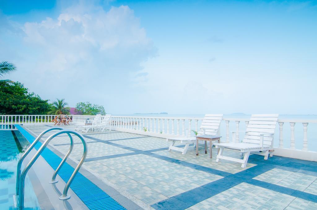 Bintan Agro Beach Resort & Spa Телукбакау Экстерьер фото
